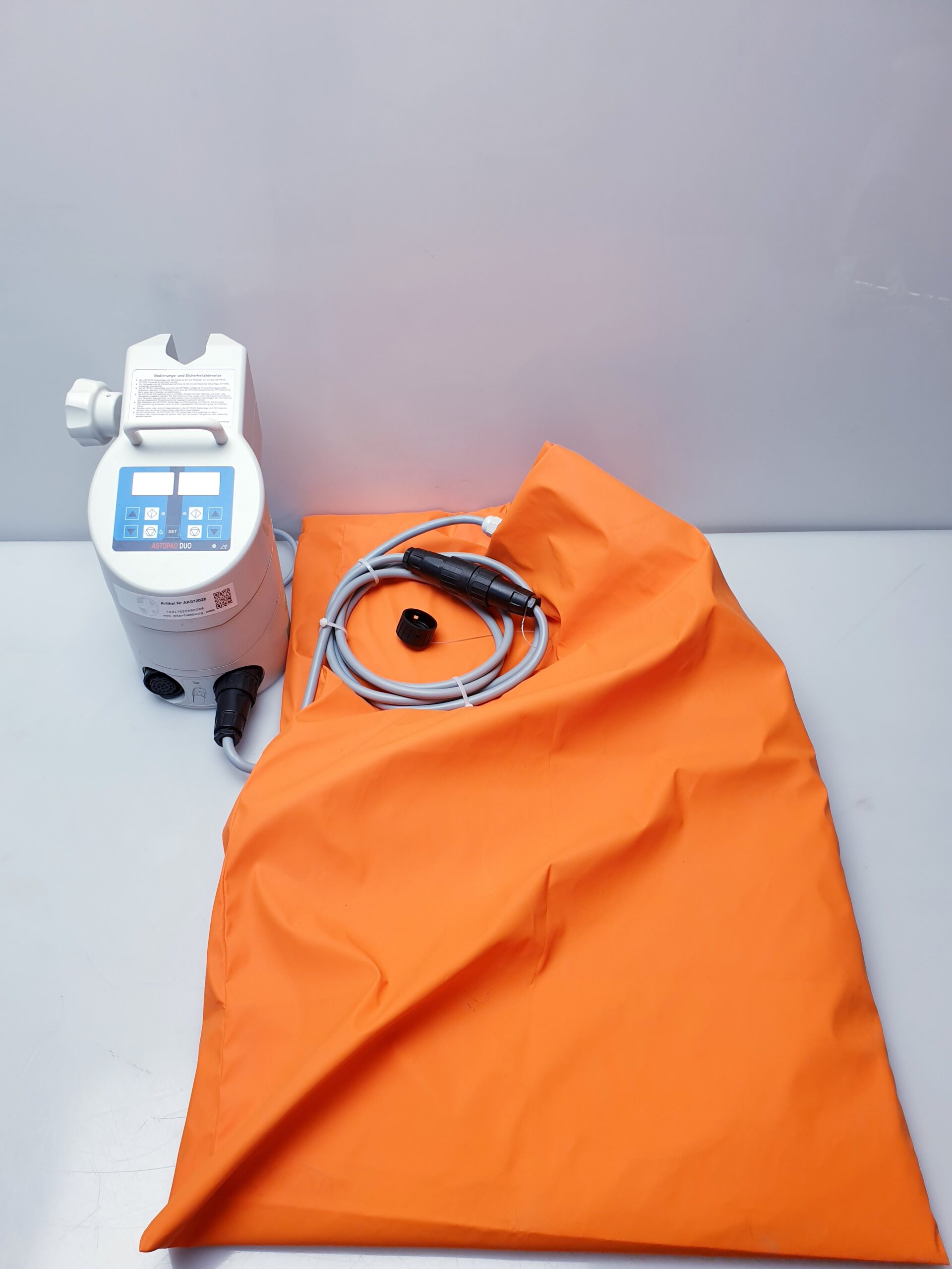Stihler Astopad DUO 120 COV070 Patient Warmer - Stihler Electronic - Steuergerät mit Wärmematte