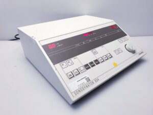 Siemens SONODYNATOR 834 + NEOSERV 824 Therapiegerät