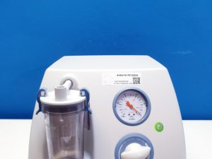 Medela Basic 30 Surgical Aspirator Rapid Vacuum Suction Pump mit Behälter