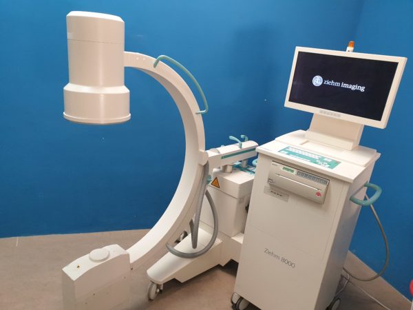 Ziehm 8000 C-Bogen C Arm  Röntgengerät mit Flachmonitore