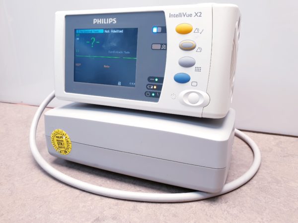 Philips IntelliVue X2 Vital Sign Monitor + 865122 M8023A Ladegerät + Kabel – Bild 6