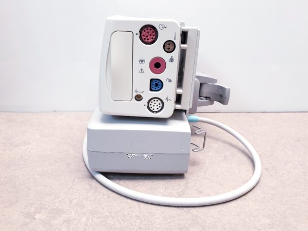 Philips IntelliVue X2 Vital Sign Monitor + 865122 M8023A Ladegerät + Kabel – Bild 9