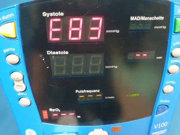 Ge Carescape Dynamap V100 Vitalzeichen PatientenMonitor - Image 8