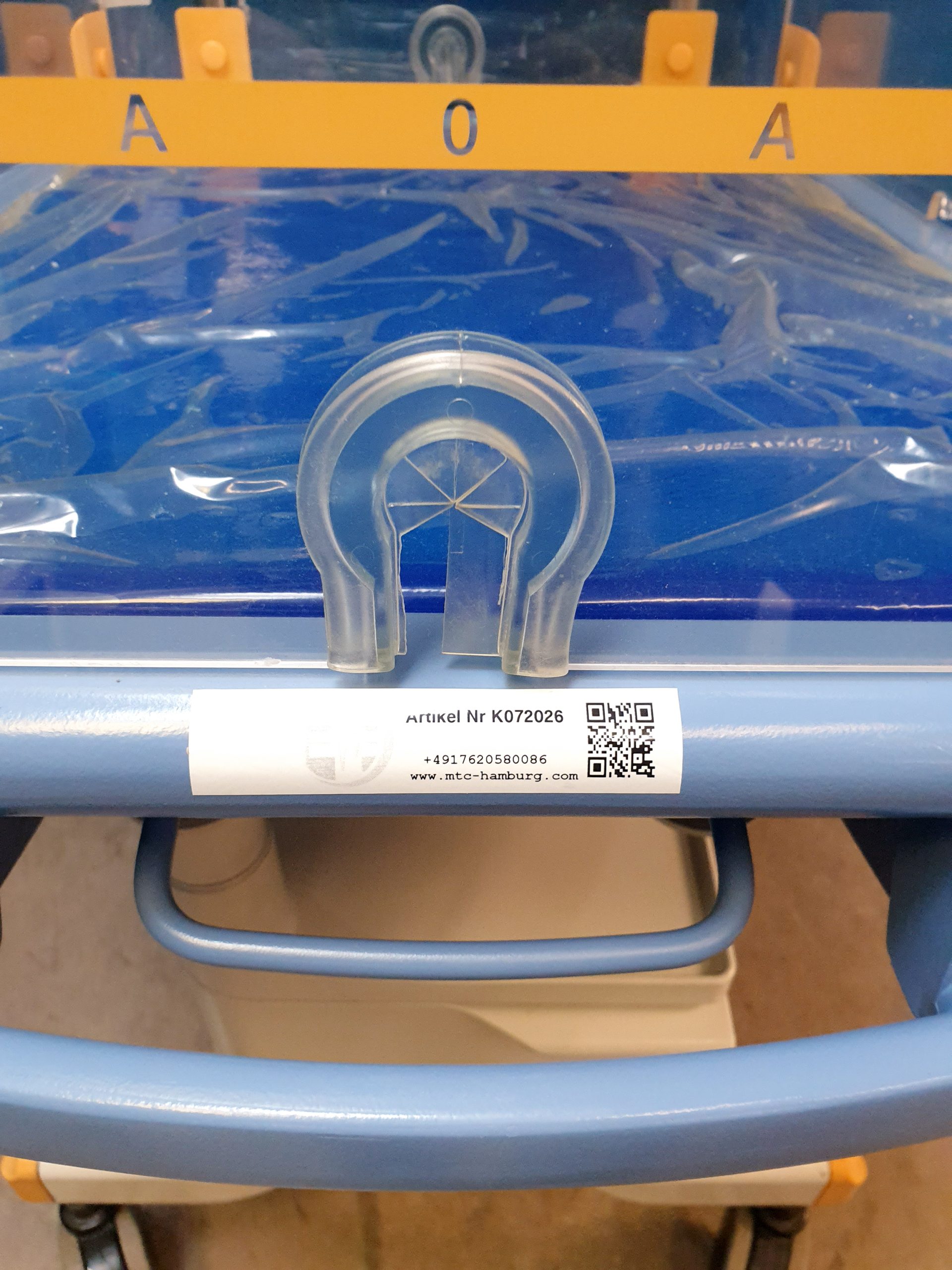 Dräger Babytherm 8000, fahrbare Reanimationseinheit für Neugeborene mit Wärmestrahler – Bild 2