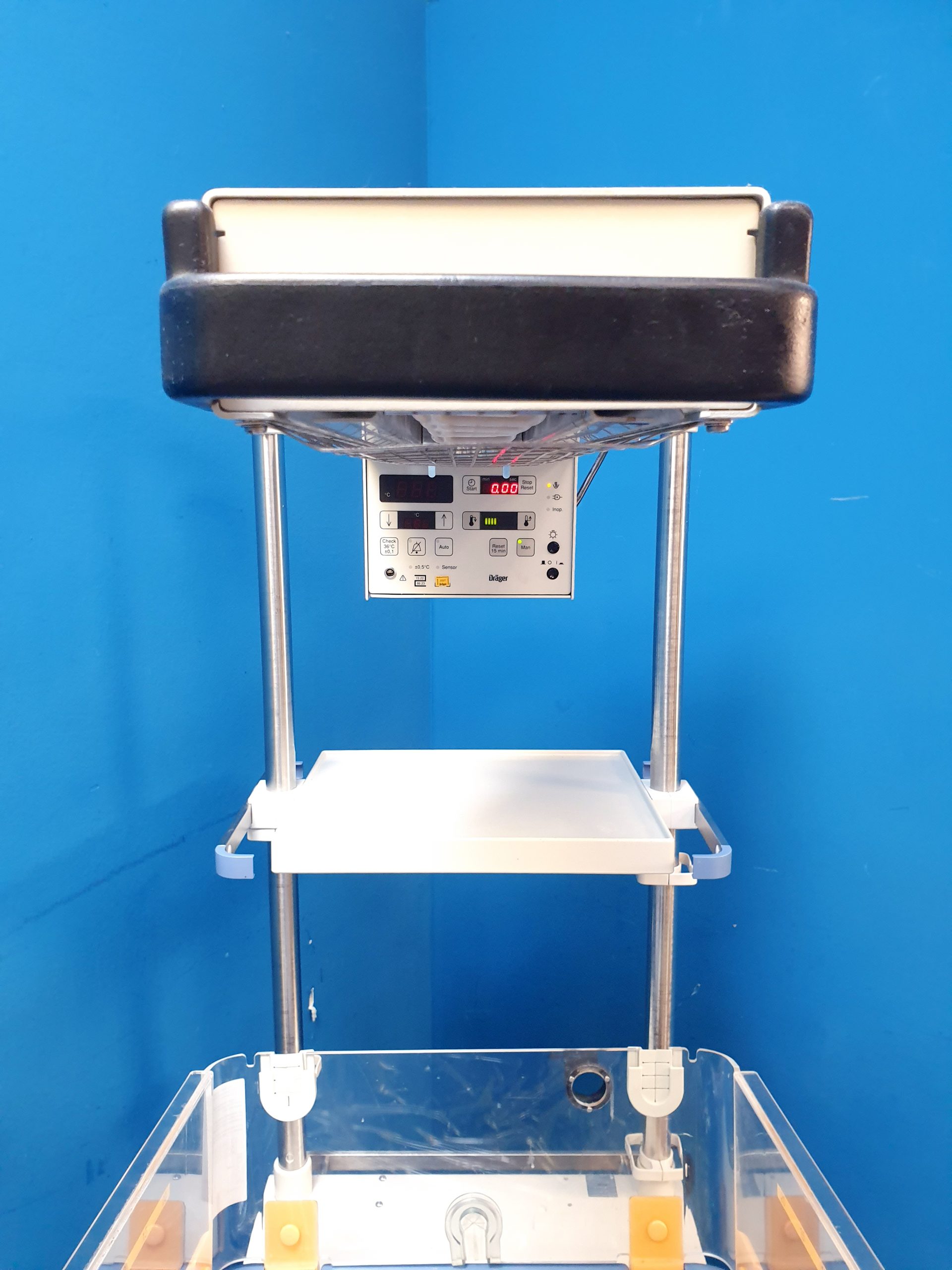Dräger Babytherm 8000, fahrbare Reanimationseinheit für Neugeborene mit Wärmestrahler – Bild 12