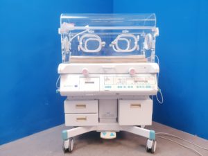ATOM V-2100 Infant Incubator  Inkubator