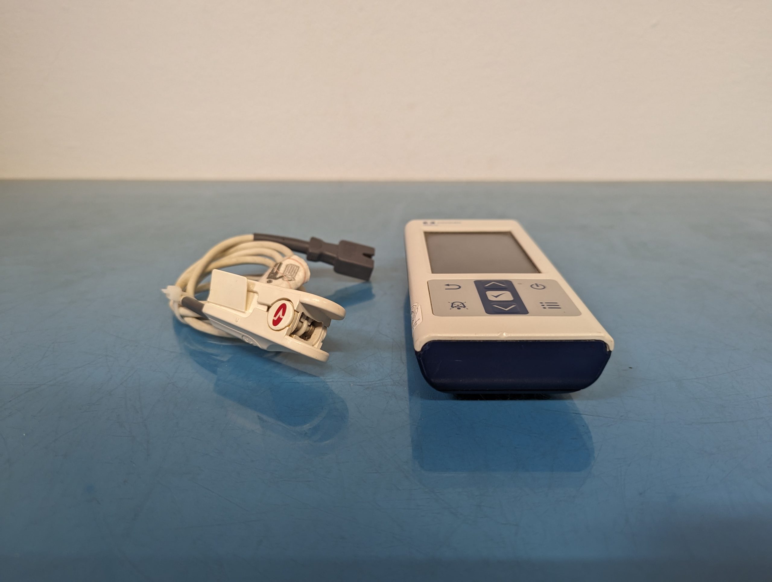 Nellcor PM10N Pulsoximeter, inkl. DS100A Sensor – Bild 6