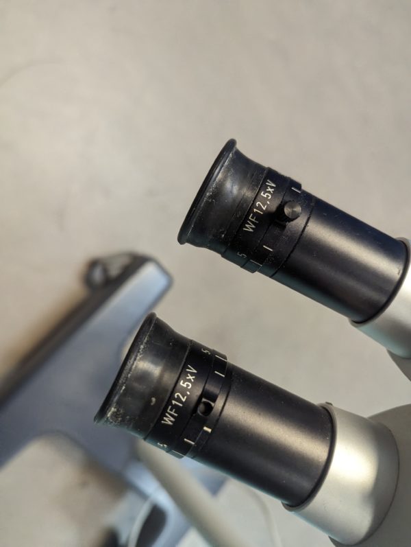 Karl Kaps Surgical SOM 62 Microscope with 2 x WF12,5xV Eyepieces – Bild 24