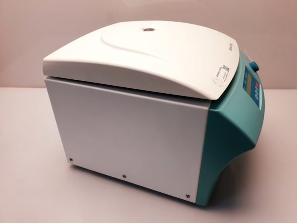 Hettich MIKRO 220 - Zentrifuge - Defekt - Ohne Rotor – Bild 6