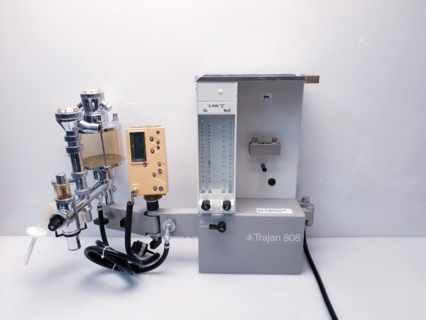 Dräger Draeger Trajan 808 Narkosegerät Wand Narkose mit Kreisteil und Volumeter – Bild 3