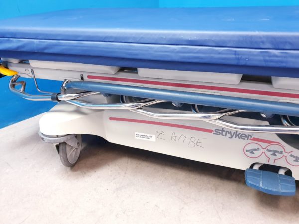 Stryker 1005 M-Series Glideaway Mobile Stretcher – Bild 11