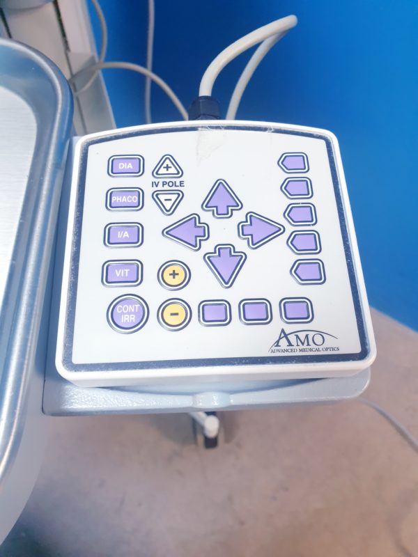 AMO Sovereign Compact  Phakoemulsifikator   mit Fußschalter Rollbar – Bild 5