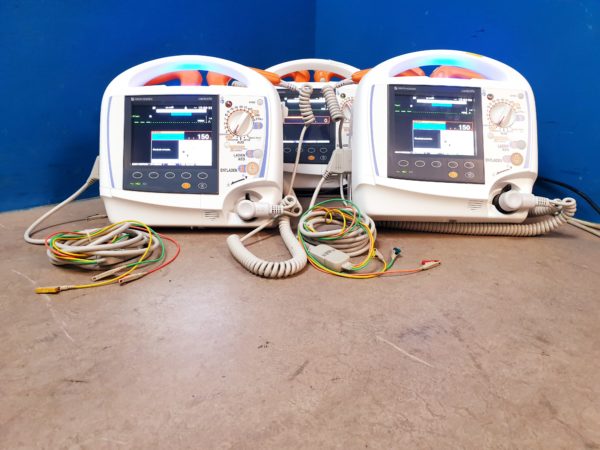 Nihon Kohden Cardiolife TEC 5621 Defibrillator