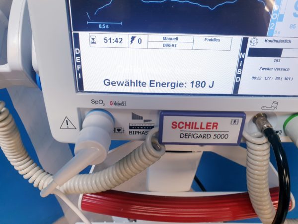 Schiller Defigrad 5000 - Defibrillator - auf fahrbarem Gestell – Bild 6