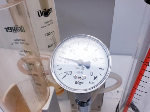 Dräger Behälter Bronchussauger mit Deckel und Manometer - Tragbar – Bild 9