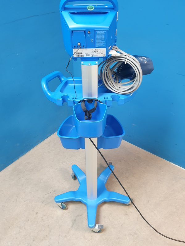 GE Carescape VC150 SpO2 + NiBp Vitaldatenmonitor mit Gerätewagen – Bild 8