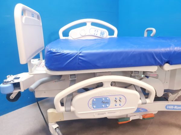 HILL-Rom AFFINITY 4 - P3700 - P 3700  Entbindungsbett – Bild 7