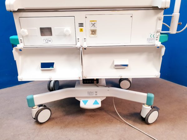 ATOM V-2200 Infant Incubator Inkubator – Bild 9
