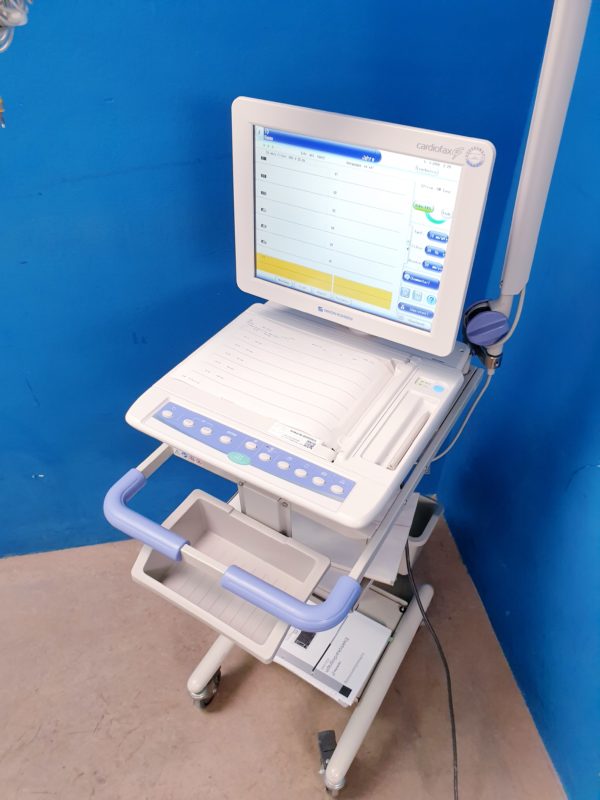 Nihon Kohden Cardiofax G ECG-2550 ECG2550 - Cardiofax G - mit Patientenkabel - – Bild 24