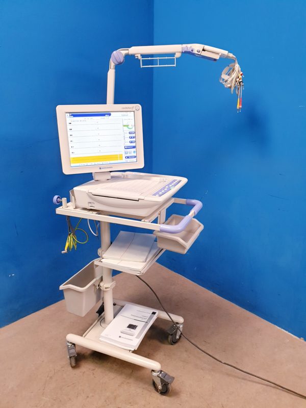 Nihon Kohden Cardiofax G ECG-2550 ECG2550 - Cardiofax G - mit Patientenkabel - – Bild 29