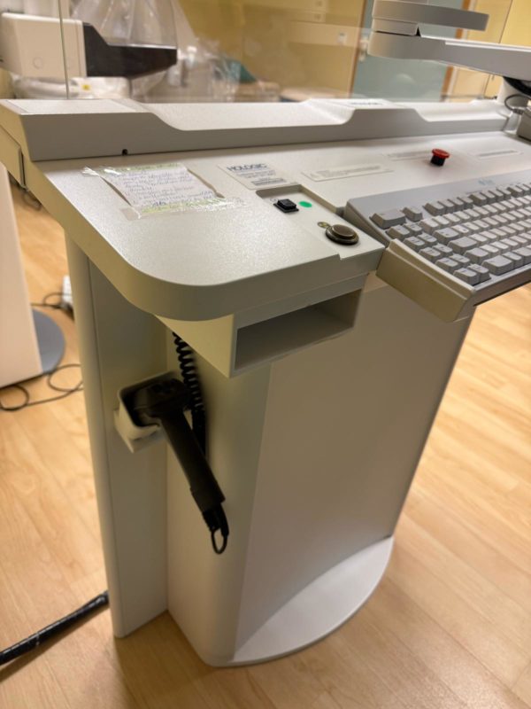 Hologic Selenia -Mammographiergerät – Digitale Mammographie, Hologic Selenia, – Bild 16