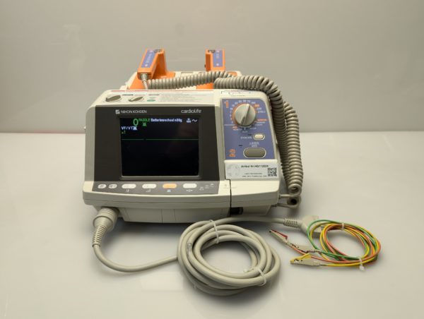 Nihon Kohden Cardiolife Tec-7731K Defibrillator – Bild 7