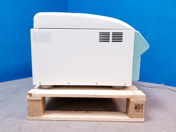 Hettich ROTINA 420  Tischzentrifuge – Bild 5