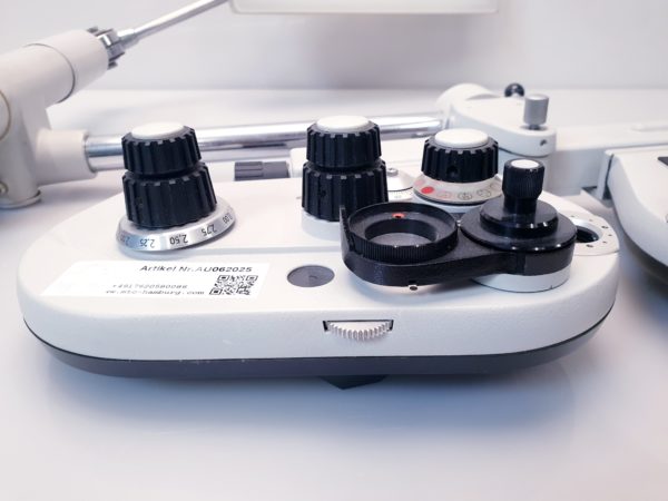 Möller-Wedel Visutest- D 52306 Phoropter – Bild 15