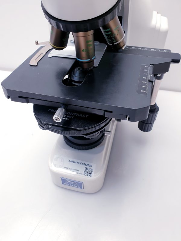 Nikon Eclipse E400 Durchlichtmikroskop- Mikroskop – Bild 3