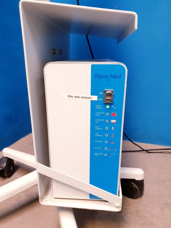 Dräger 8000 plus Beatmungsgerät Dräger Babylog+fahrbarem Stativ – Bild 11