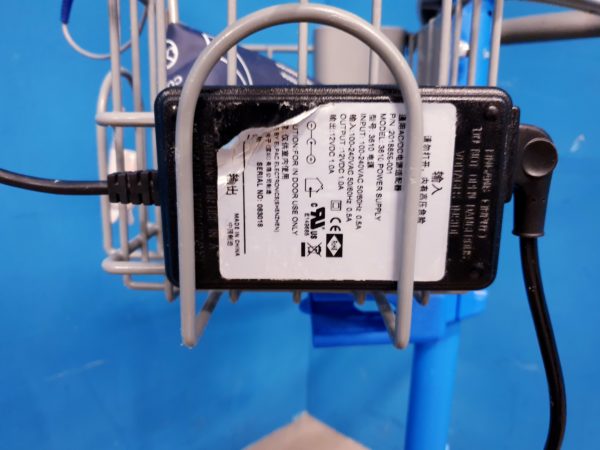 GE Carescape V100 V 100  Patientenmonitor - Fahrbar – Bild 8
