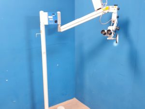 Zeiss OPMI-9-FC -  f125 - 12.5 - f200 f300  auf fahrbarem Gestell