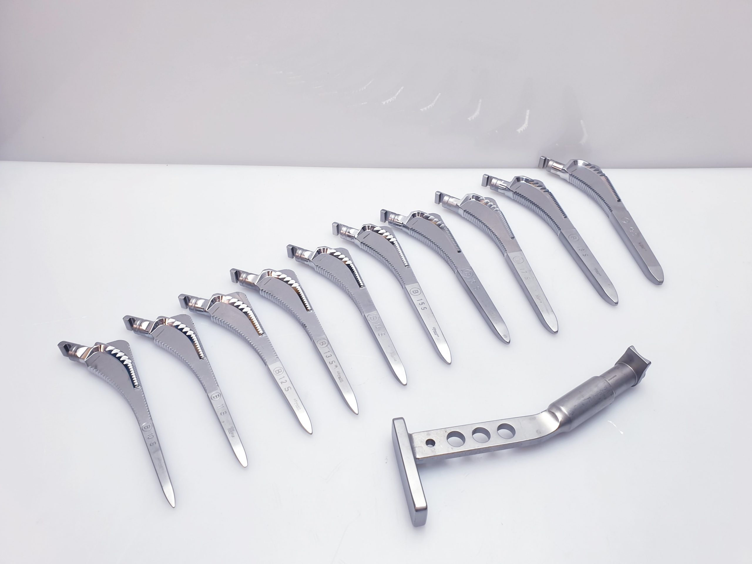 Aesculap NG115R + NG689R + NG688R + NG687R + NG686R + NG685R + NG684R + NG683R + NG682R + NG681R + NG680R – Bild 4