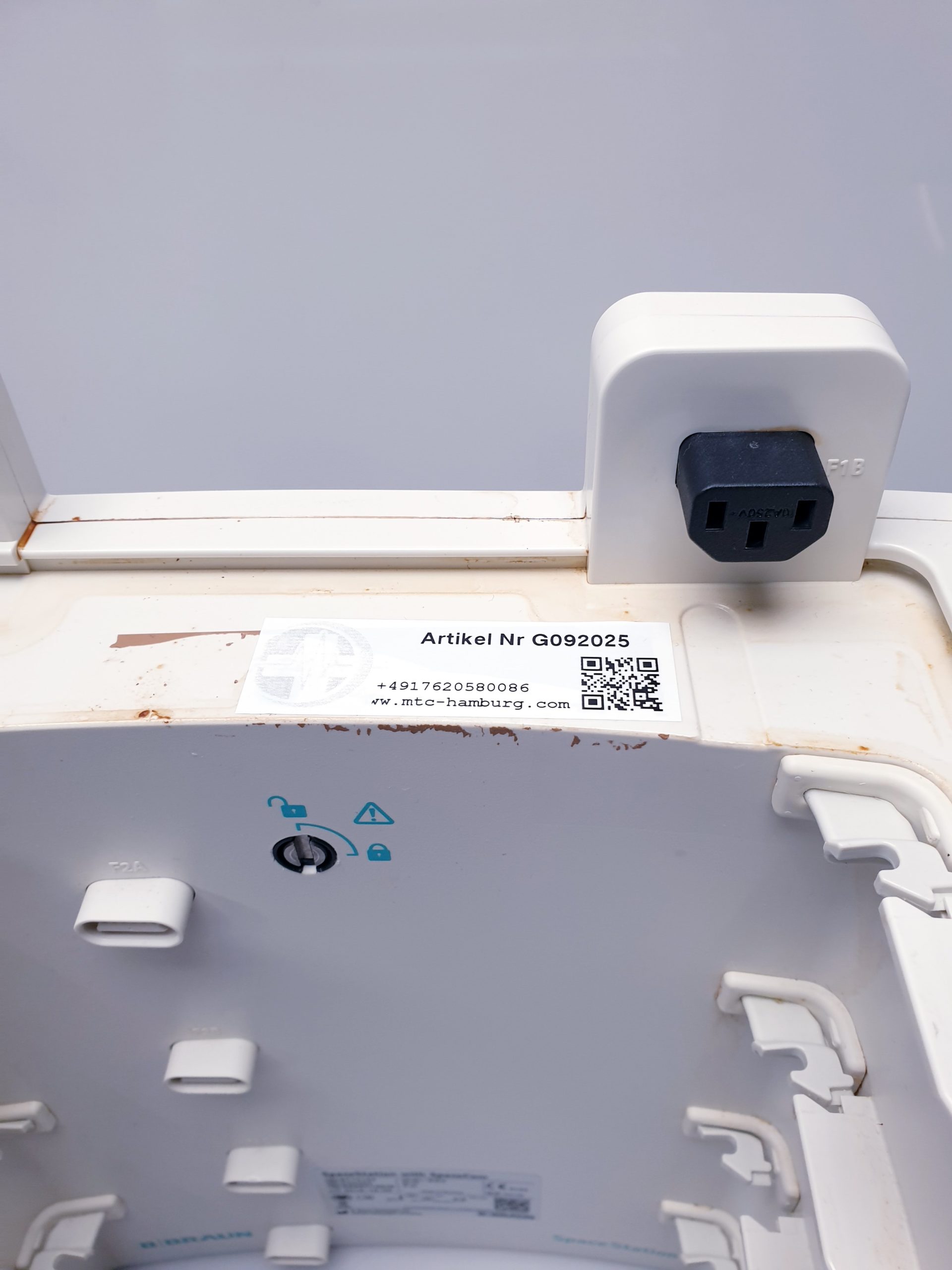 B.BRAUN SpaceStation 8713142 Dockingstation + integriertem Netzanschluß – Bild 2