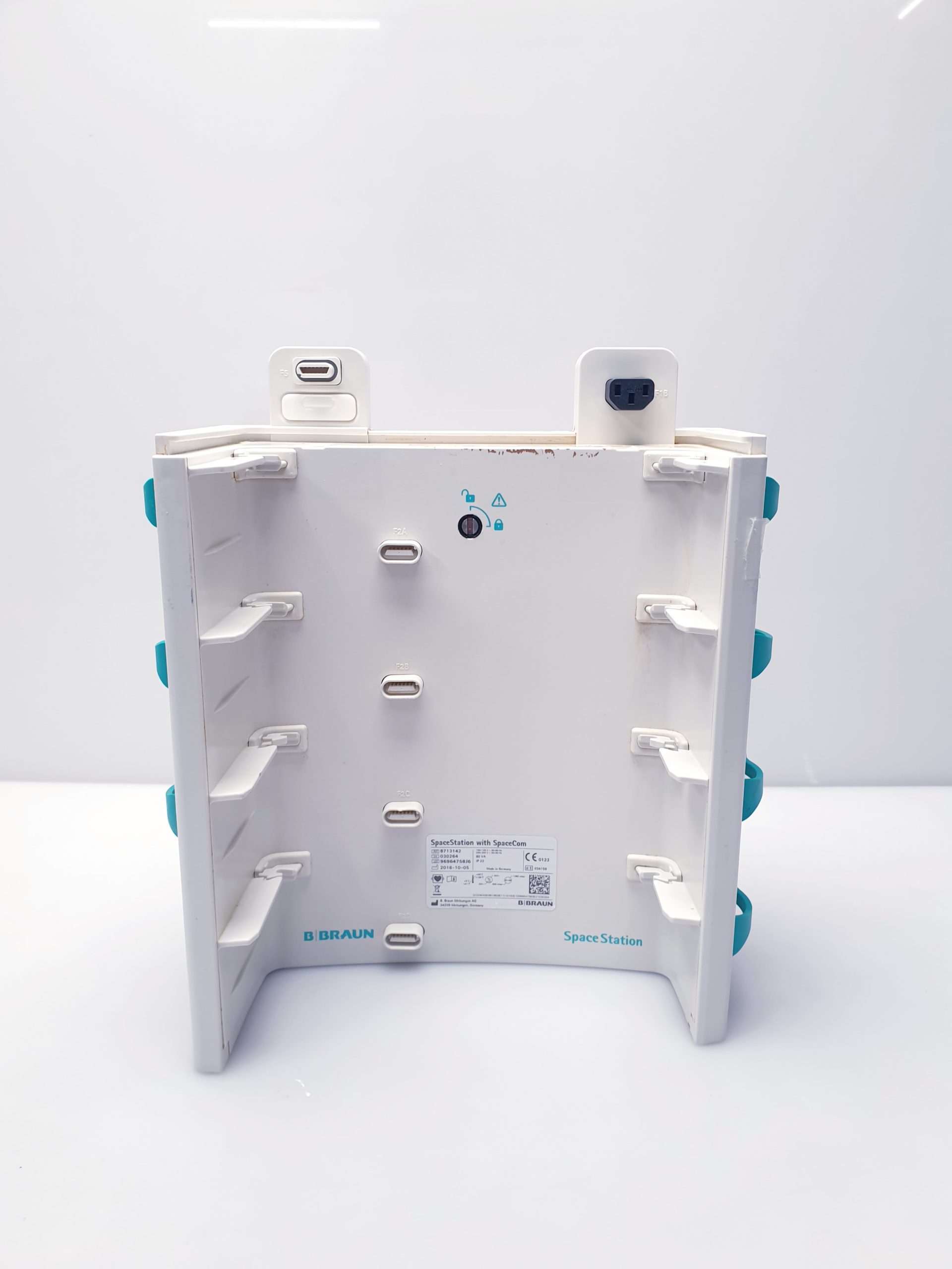 B.BRAUN SpaceStation 8713142 Dockingstation + integriertem Netzanschluß – Bild 4