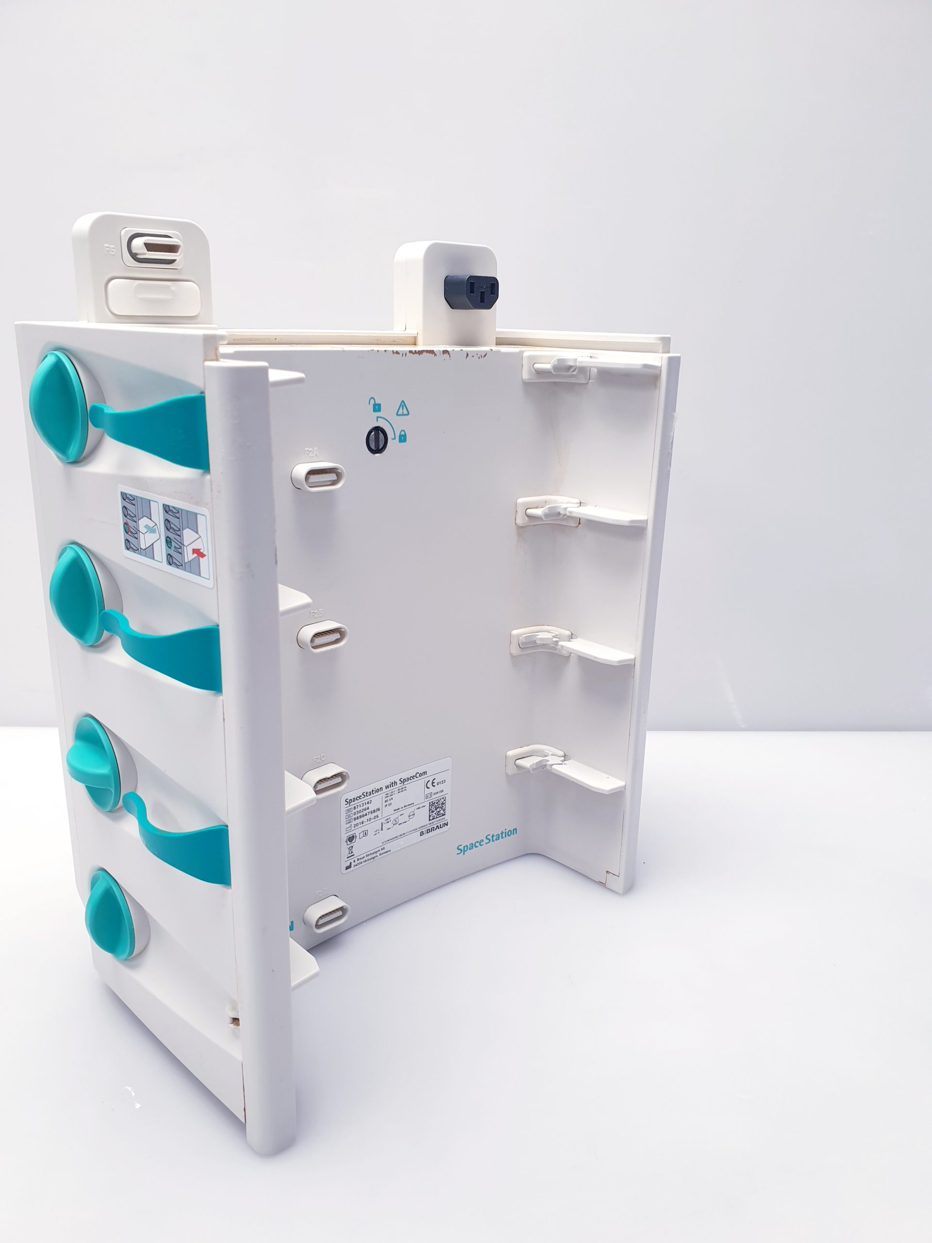 B.BRAUN SpaceStation 8713142 Dockingstation + integriertem Netzanschluß – Bild 6