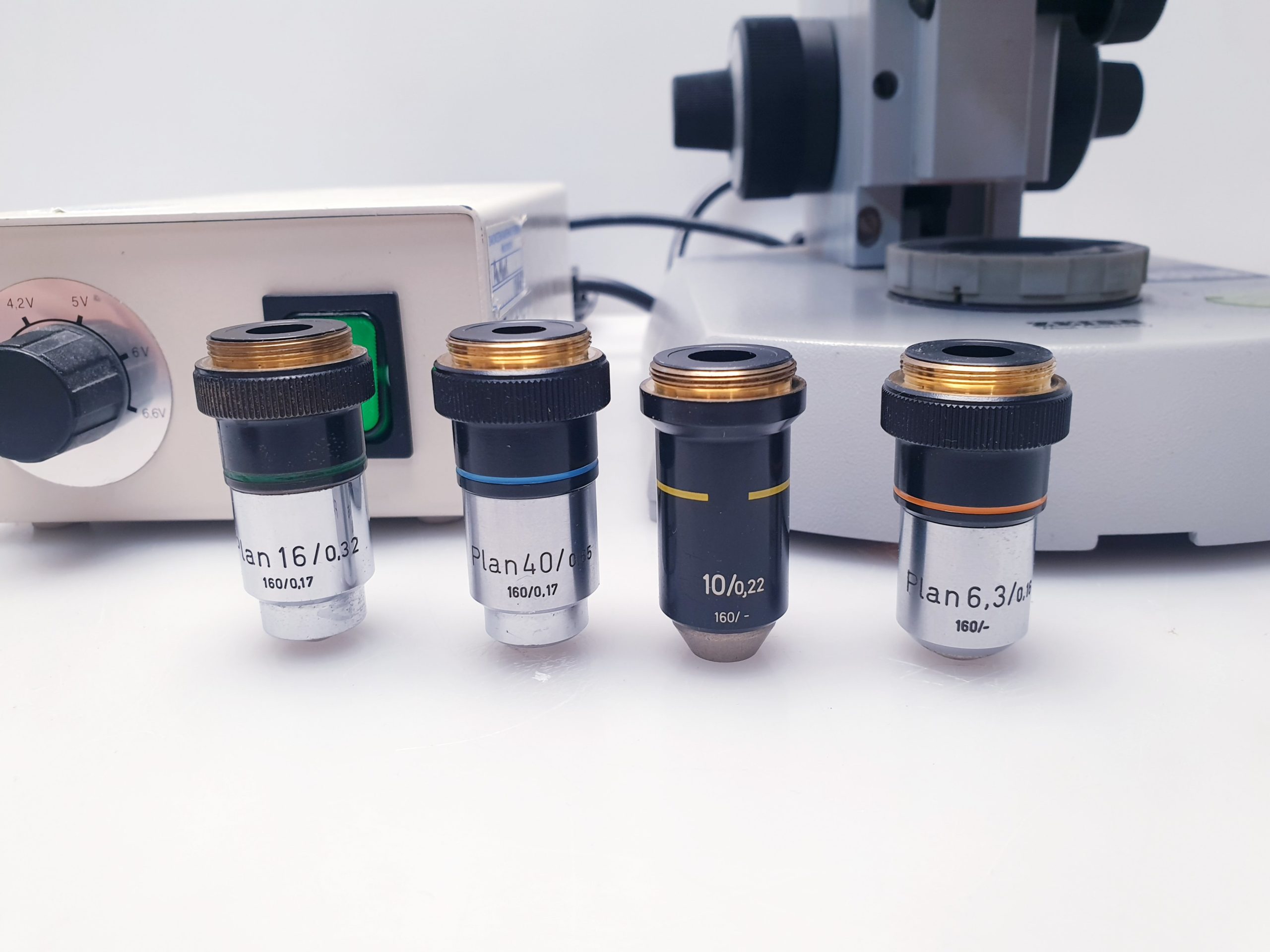 Carl Zeiss Mikroskop 47 34 15  mit 4 Objektiven  10 x – Bild 6