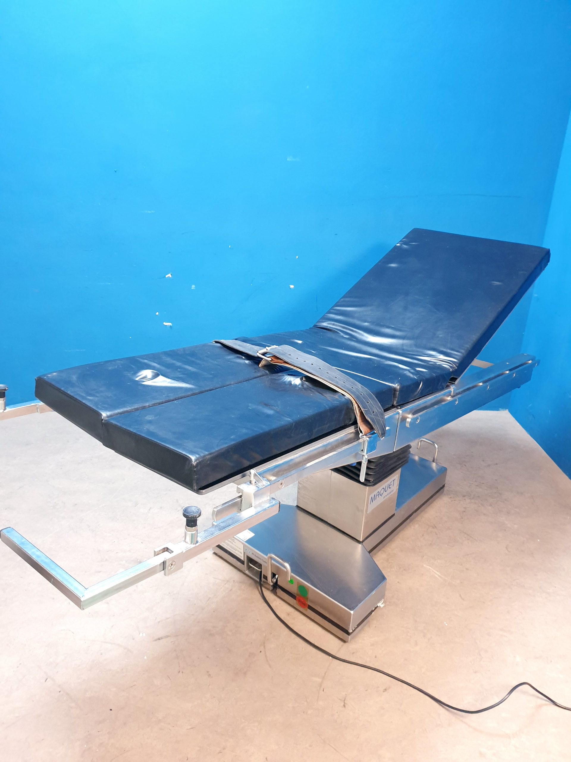 Maquet 1533.01A0 Op Tisch – Elektrisch Fahrbar-Defekt – Bild 4