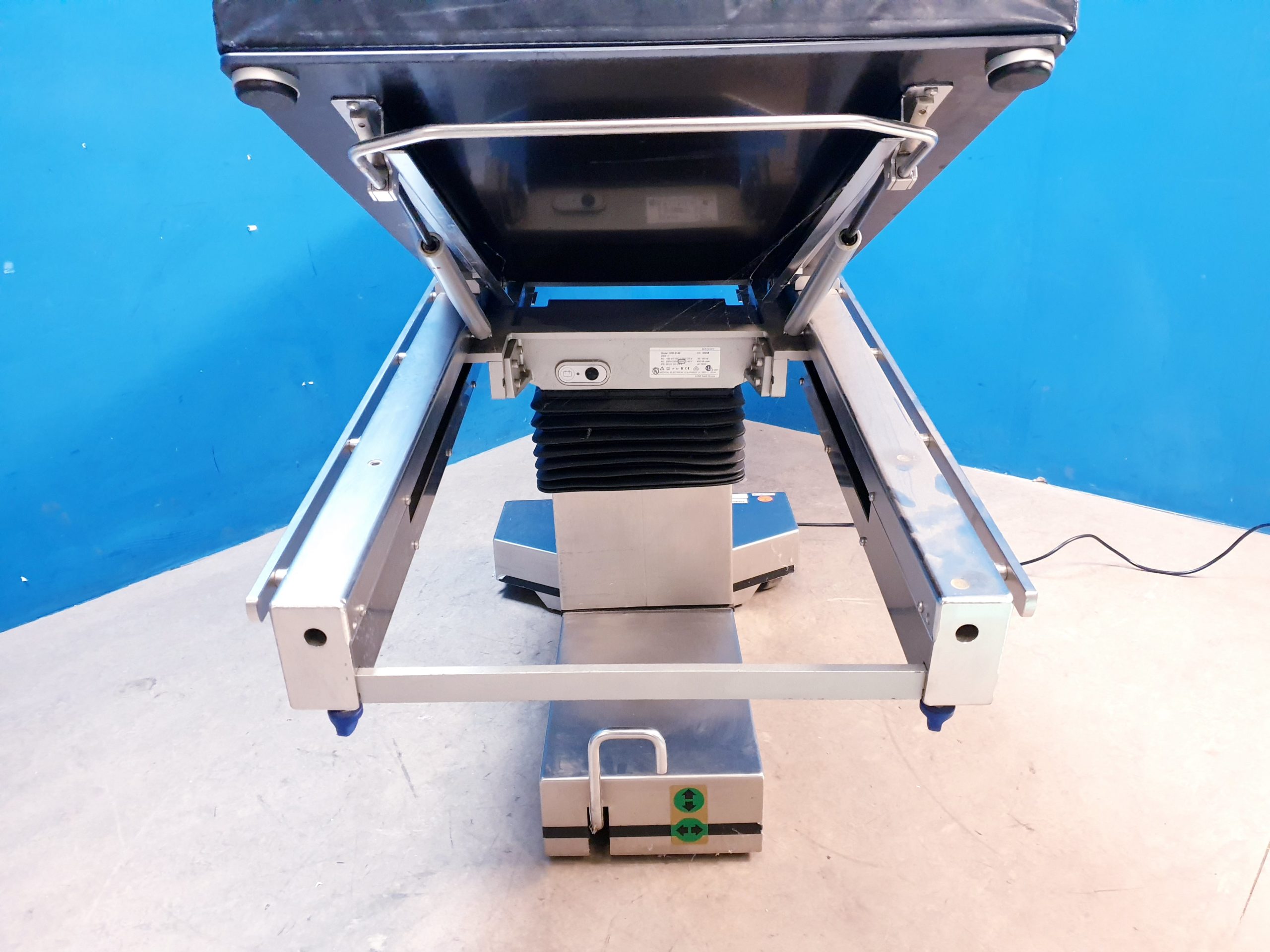 Maquet 1533.01A0 Op Tisch – Elektrisch Fahrbar-Defekt – Bild 15