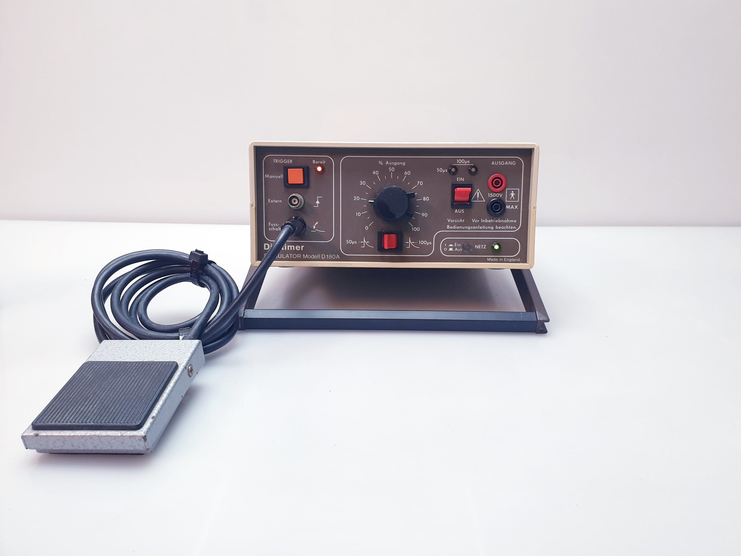 Digitimer Stimulator D180