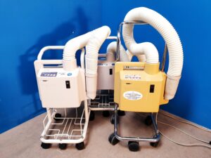 Nellcor Warm Touch 501-5800 – Wärmegerät – Vergelbt + Nellcor Warm Touch 501-5900 Patient Wärmer mit Gestell