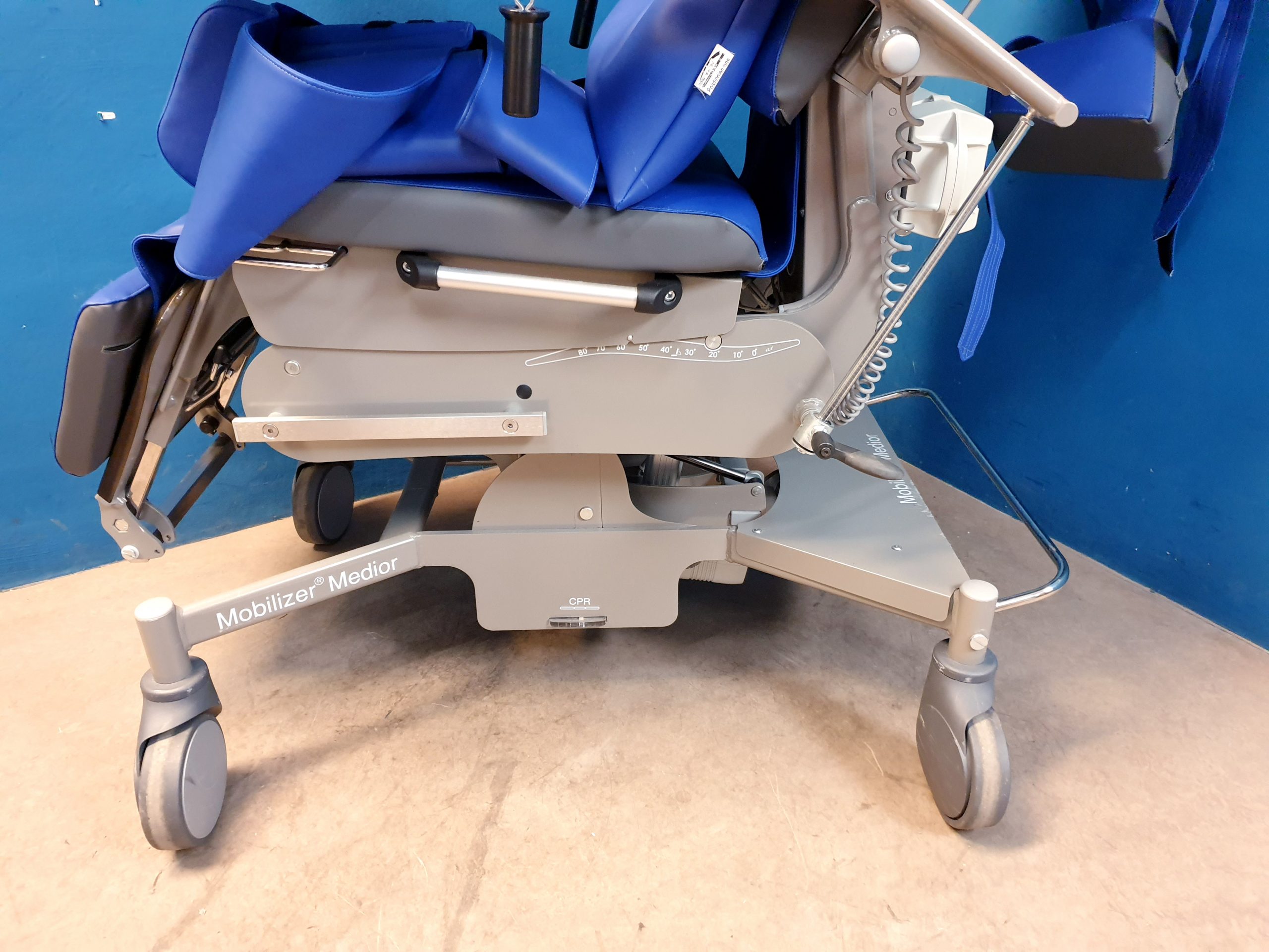 Rehamedi Mobilizer Medior motorisiertes Therapiegerät sichere Frühmobilisation von Intensivpatienten – Bild 28