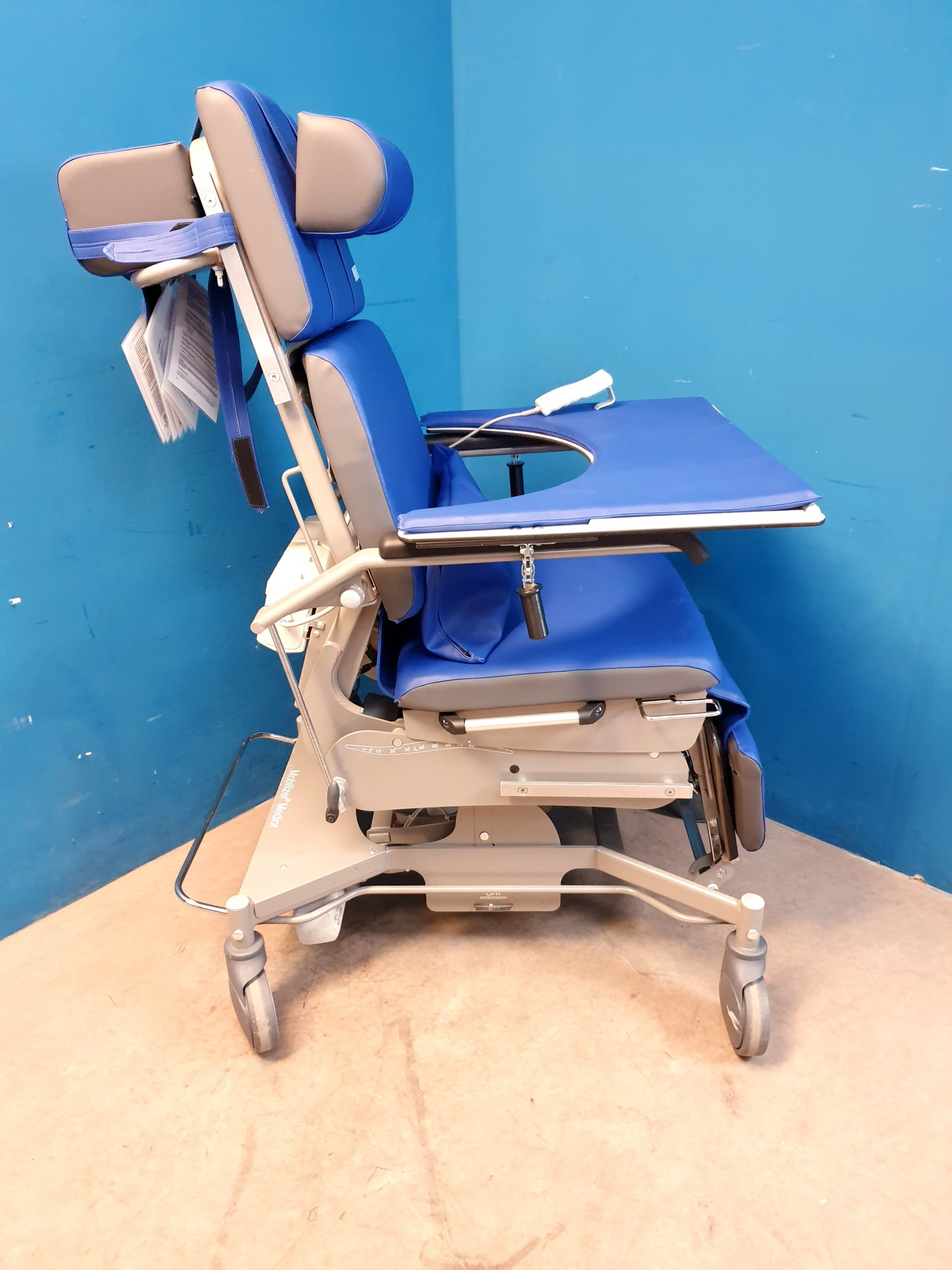 Rehamedi Mobilizer Medior motorisiertes Therapiegerät sichere Frühmobilisation von Intensivpatienten – Bild 30