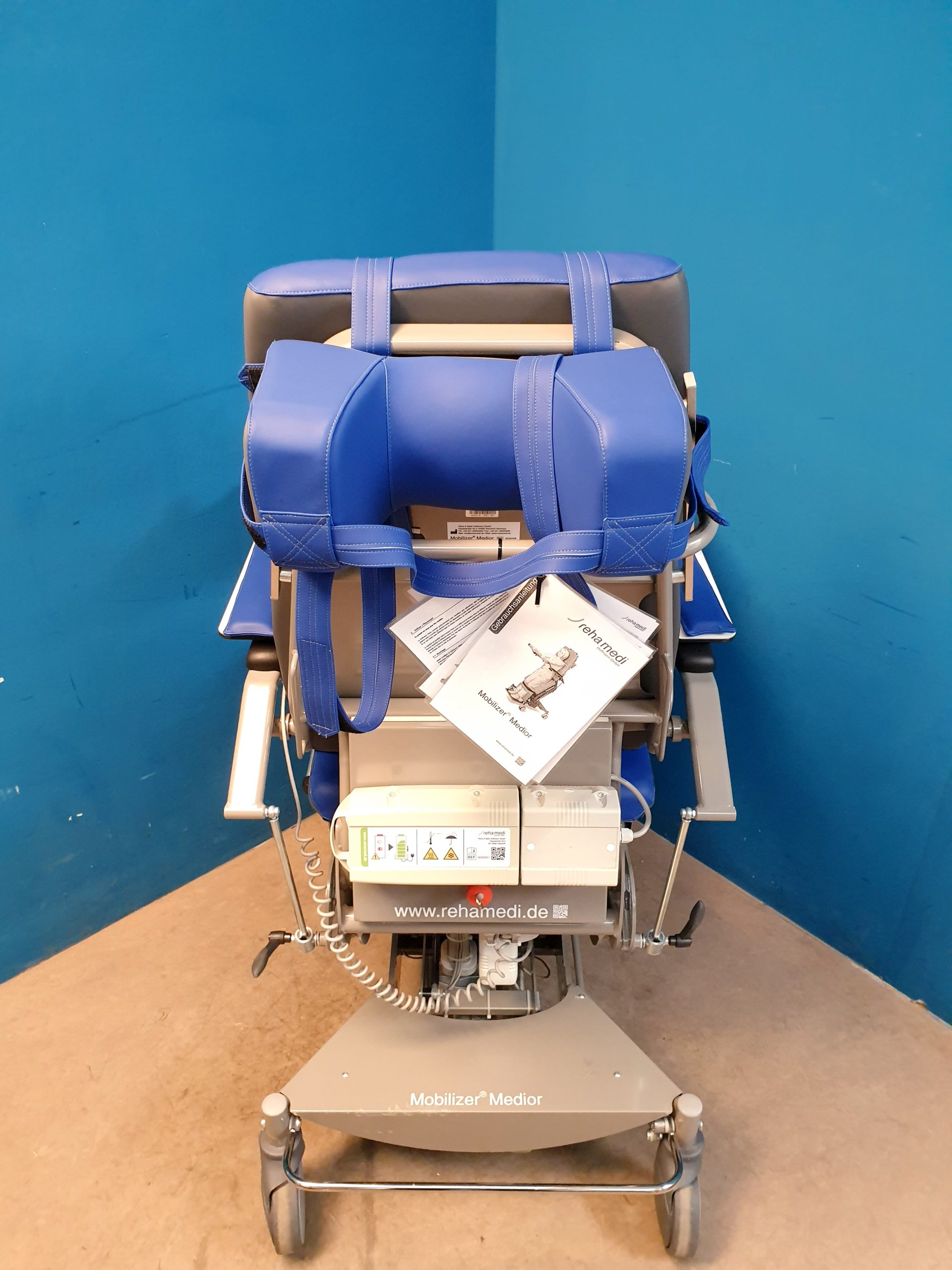 Rehamedi Mobilizer Medior motorisiertes Therapiegerät sichere Frühmobilisation von Intensivpatienten – Bild 33