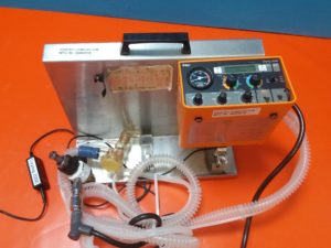 Dräger // Draeger Oxylog 2000 Beatmungsgerät / Emergency Ventilator