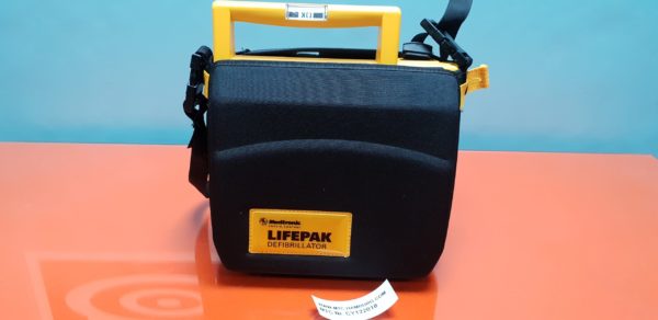 Medtronic Physio-Control Lifepak 500 AED (Automatic External Defibrillator)