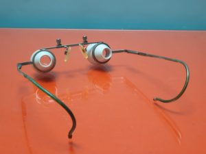 Heine C 2.3/340 Binokular-Lupe, 340 mm Arbeitsabstand, Lupenbrille