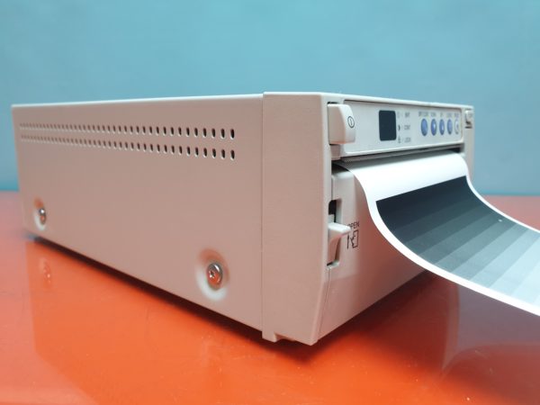 Mitsubishi P93D Ultraschall Videoprinter Thermodrucker