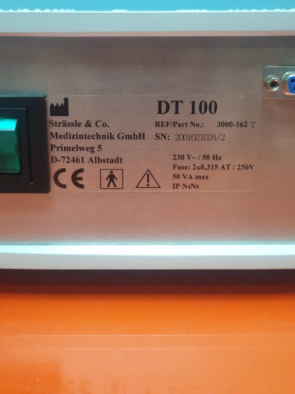 Strässle // Straessle DT-100 // DT 100  Einheit für EKG-Sauganlage mit Tragearm