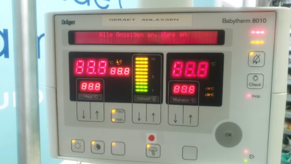 Dräger // Draeger Babytherm 8010 + Babylog 2 Beatmungsgerät + Oxydig